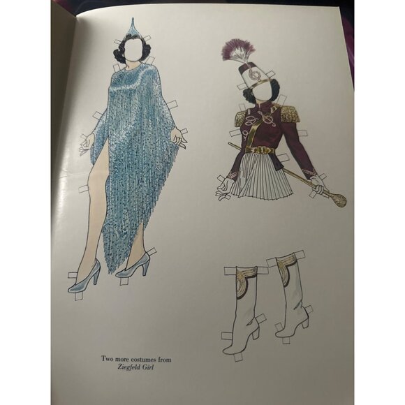 Tom Tierney Judy Garland Paper Dolls In Full Color 1982 uncut - Picture 5 of 8